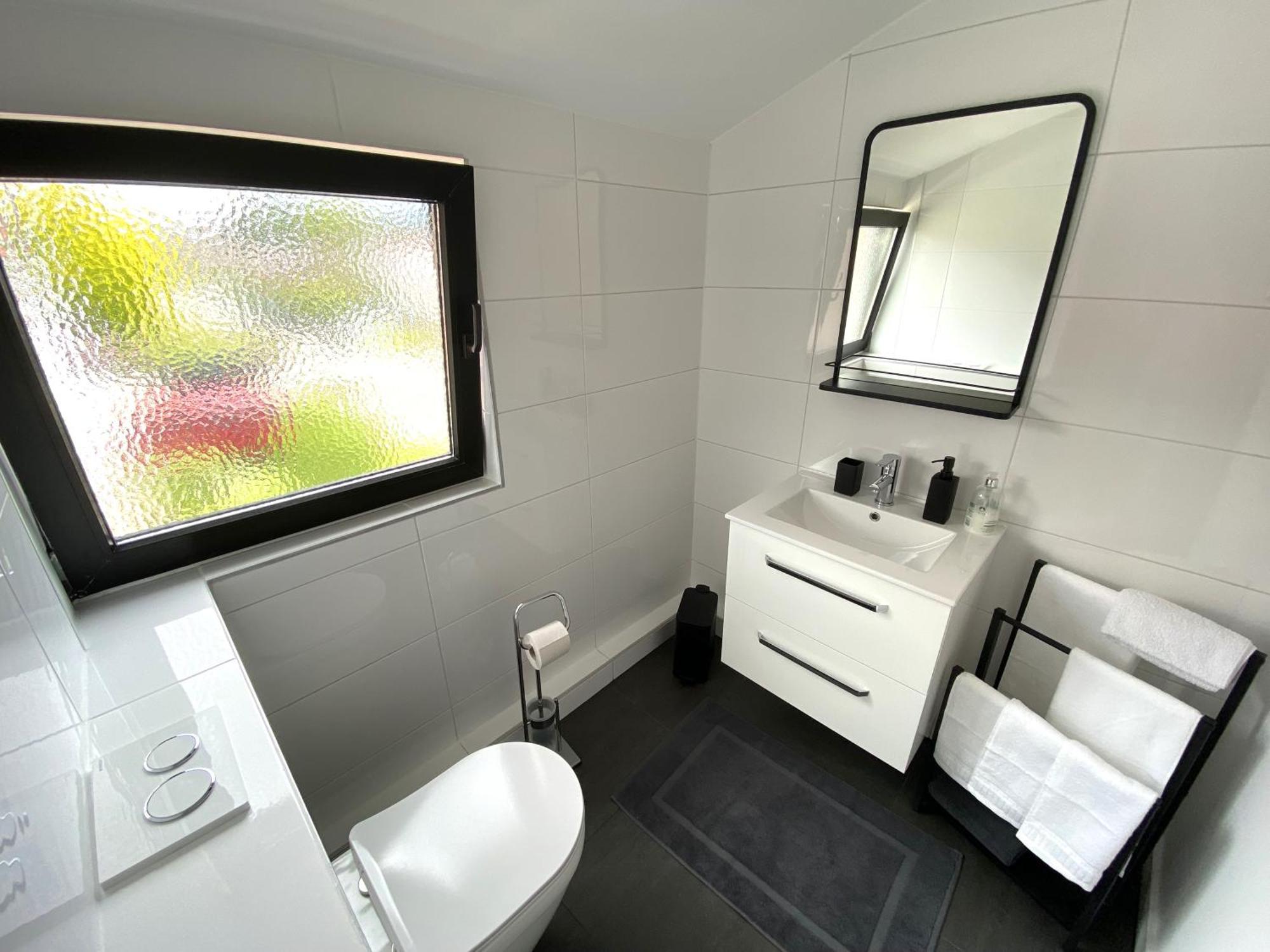Zentrales Modernes Apartment, Naehe Zoo Und Stadion Dortmund Exterior foto
